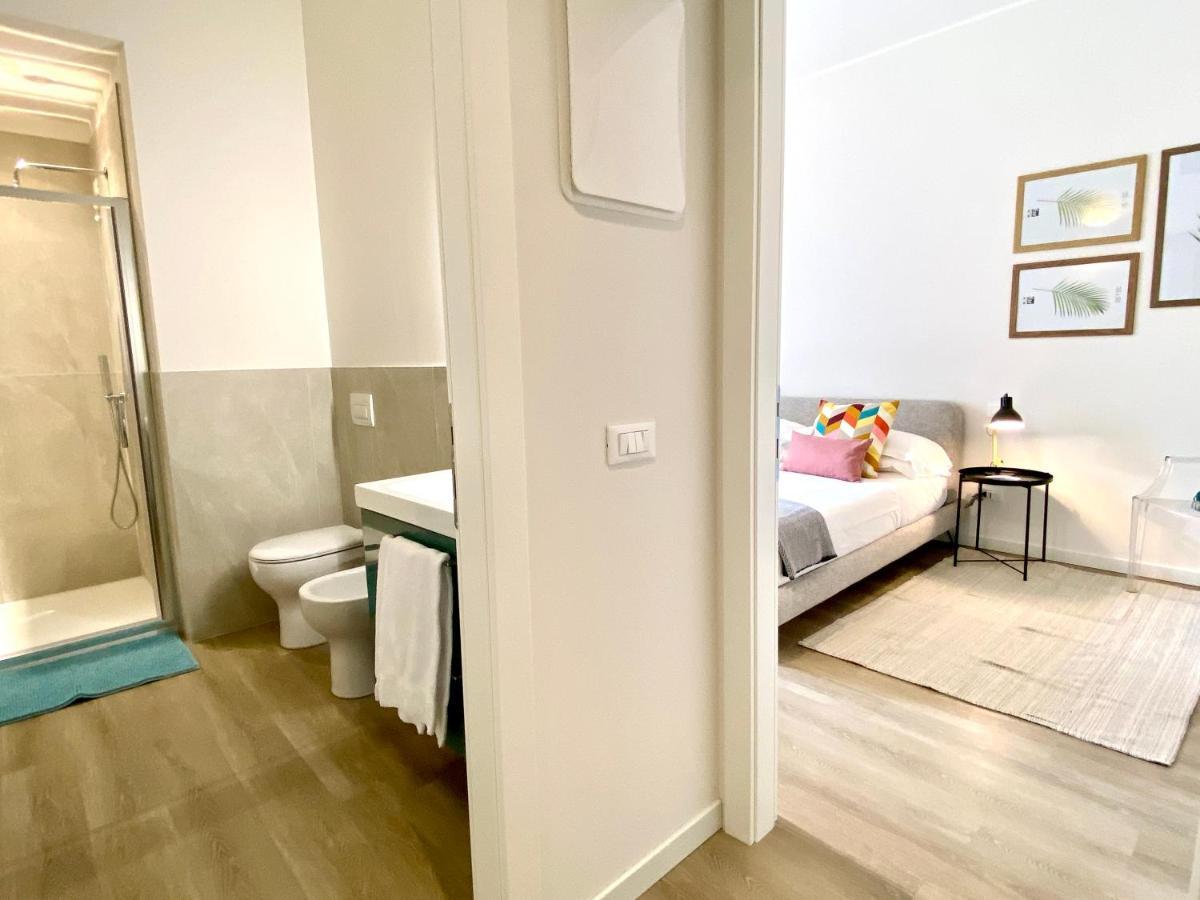 Fara Cinque Small Apartment Milano Esterno foto