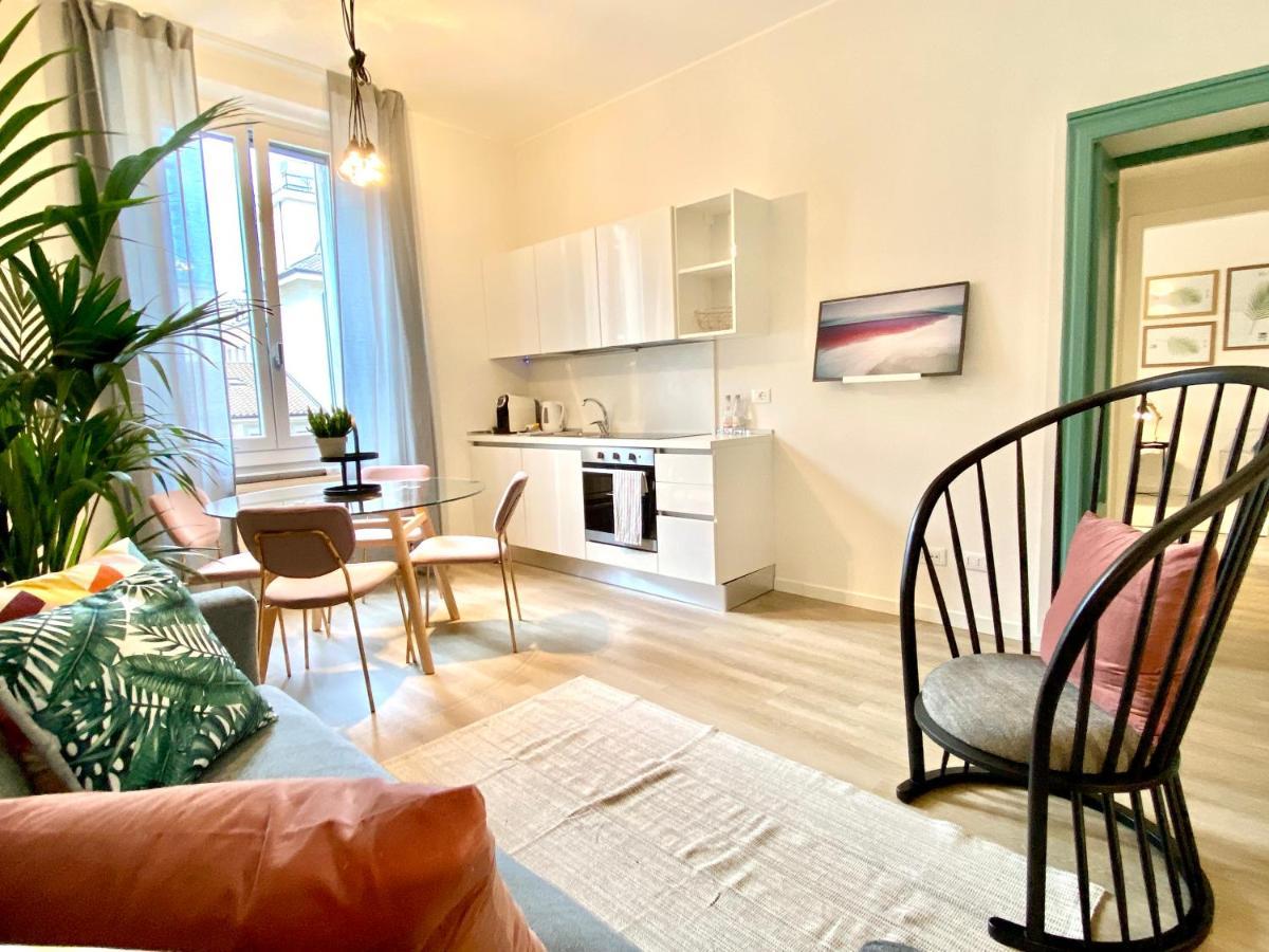 Fara Cinque Small Apartment Milano Esterno foto