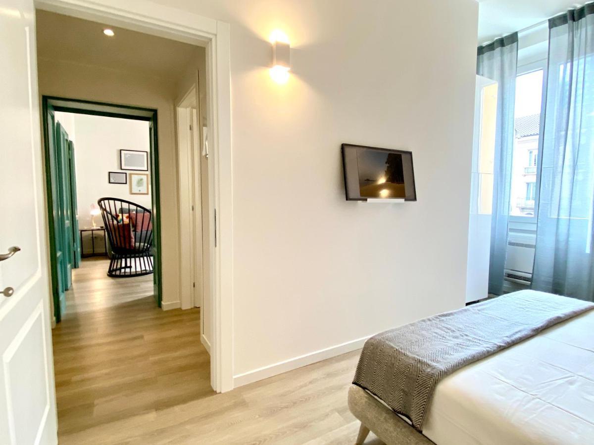 Fara Cinque Small Apartment Milano Esterno foto