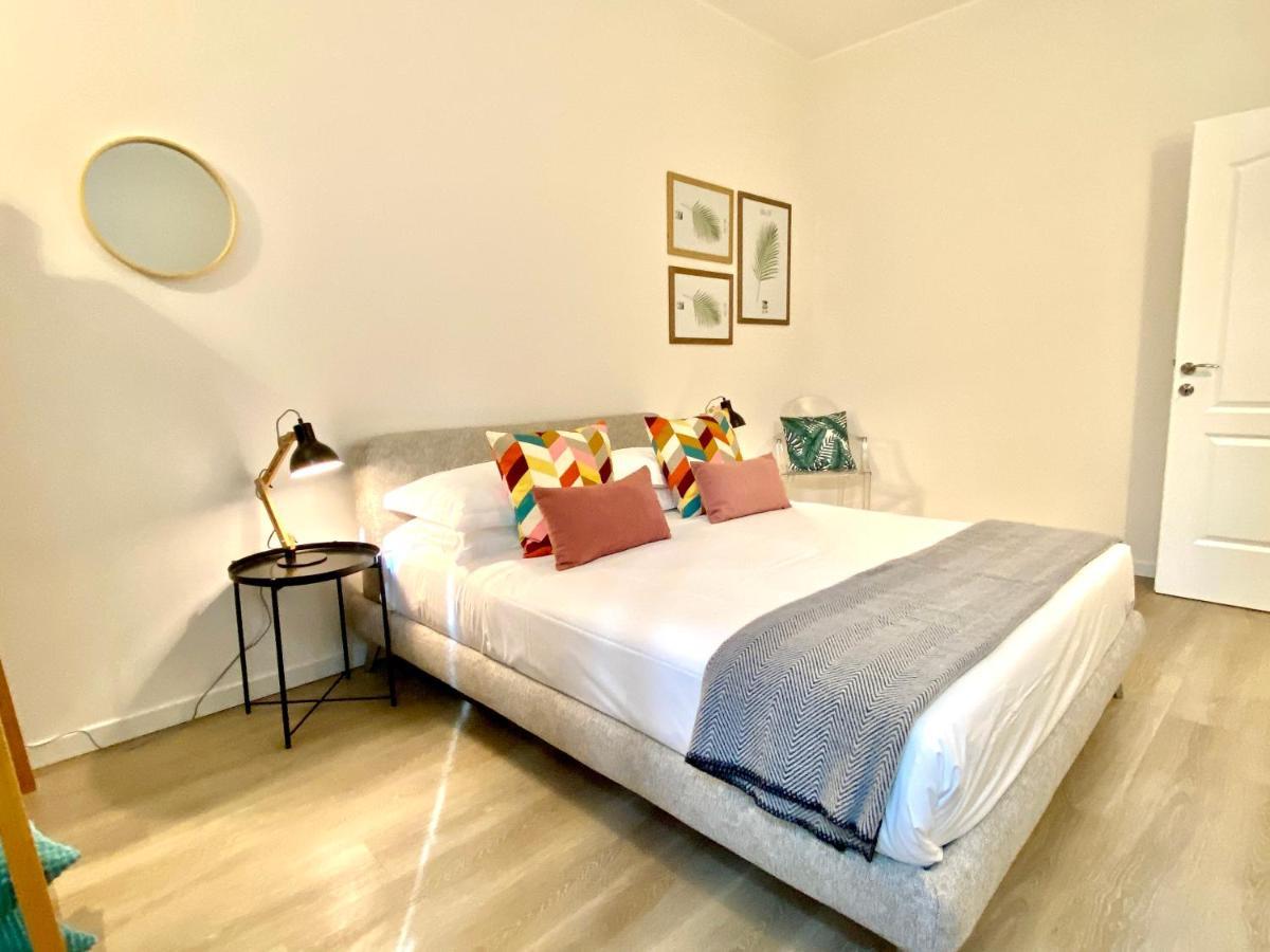 Fara Cinque Small Apartment Milano Esterno foto