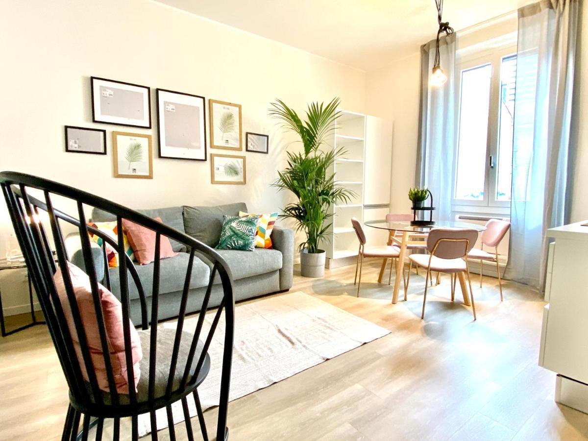 Fara Cinque Small Apartment Milano Esterno foto